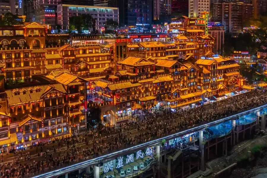 Chongqing Hongyadong at night