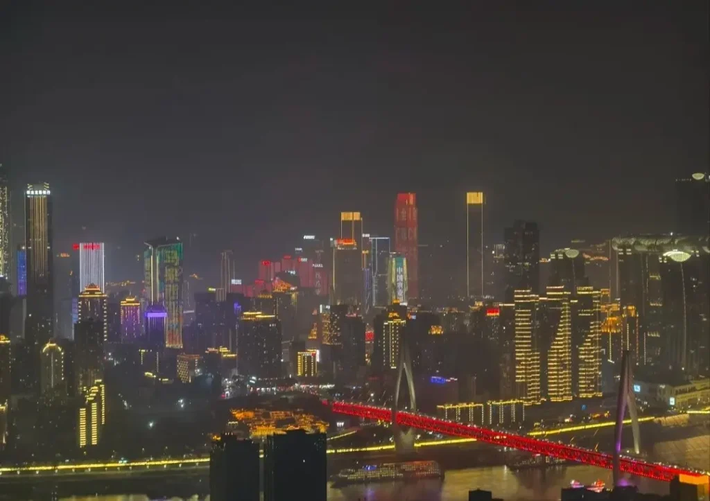 best things to do in chongqing:Nanshan Yikeshu Viewing Platform