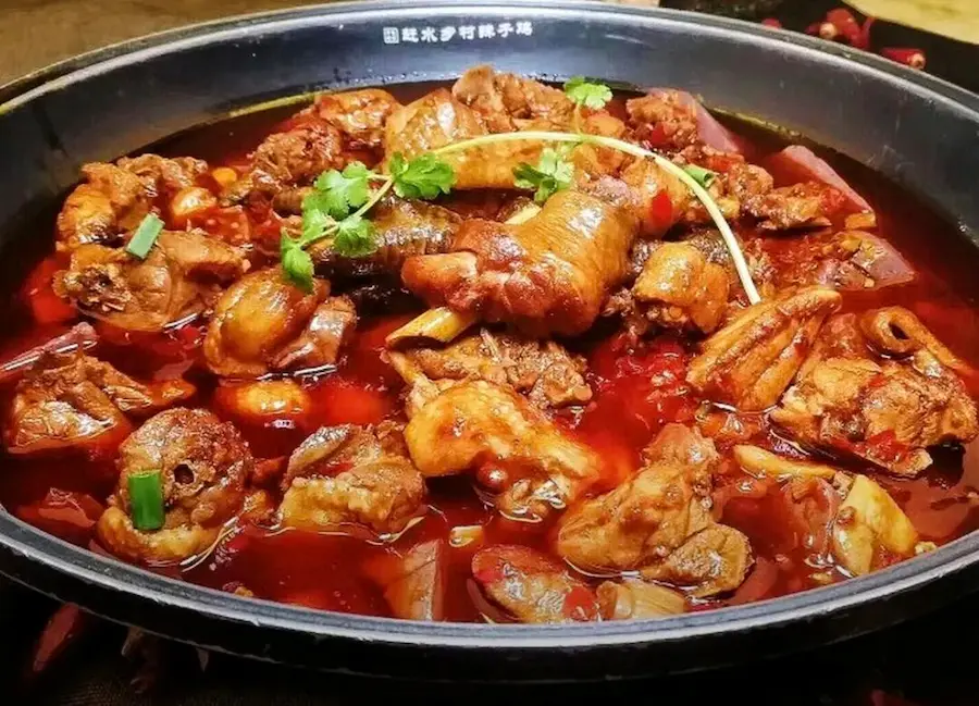 chongqing spicy chicken:Ganshui Country Spicy Chicken