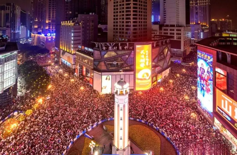 Chongqing Jiefang Monument Pedestrian Street